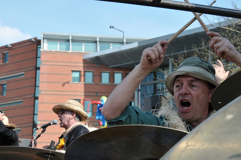 Evry Daily Photo - Caranval Evry 2010 - Le Grand Final 160 - large.jpg